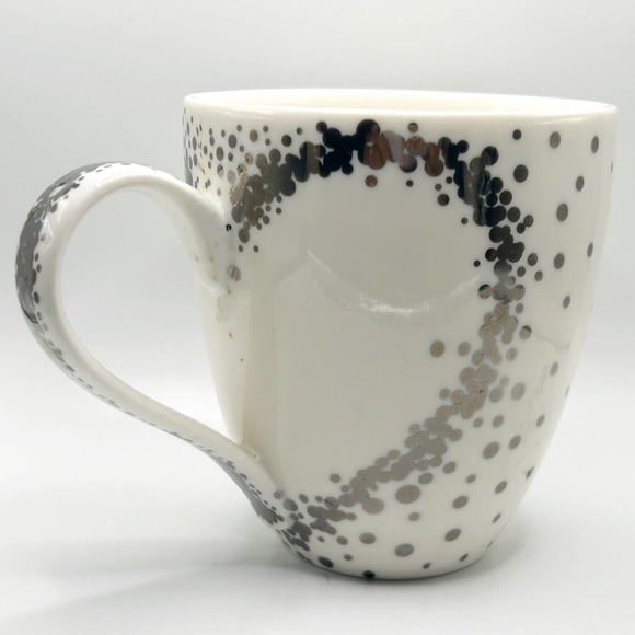 Cypress Hill Large Polka Dot White & Silver Heart Coffee/Tea Mug - Picture 5 of 6